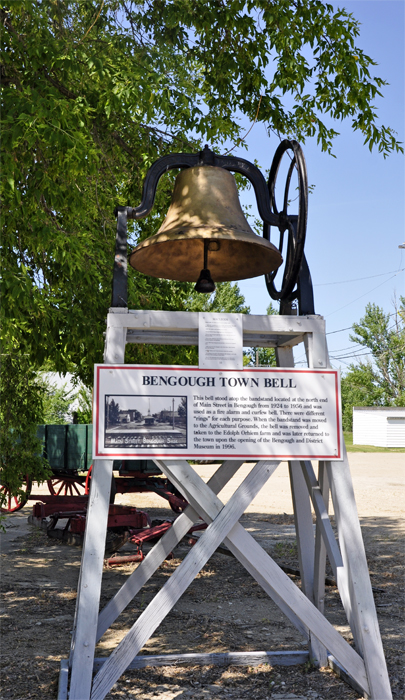 Bell monument in Bengough