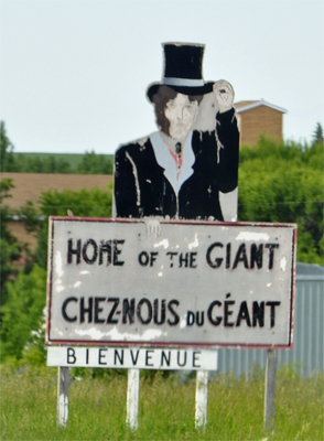 home of the giant sign