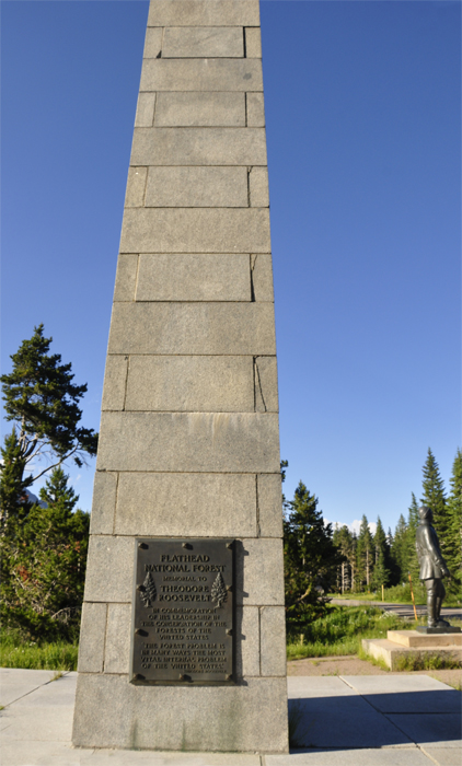 Memorial Square monument