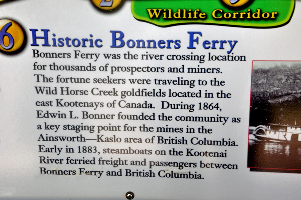 sign about Historic Booners Ferry