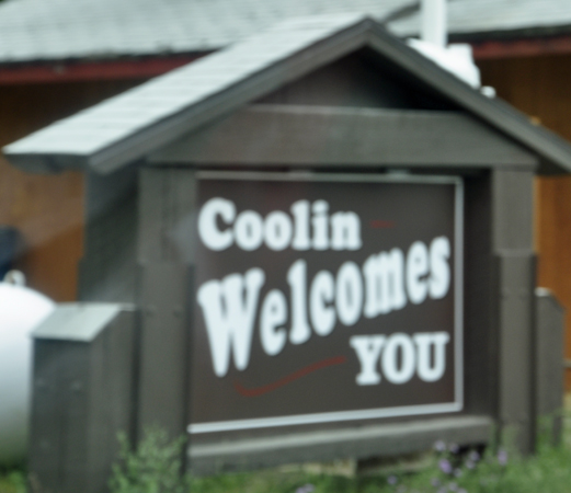 sign: Coolin Welcomes you