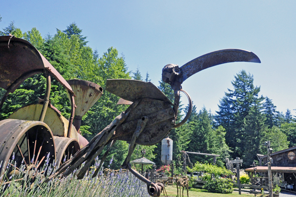 a giant bird sculpture
