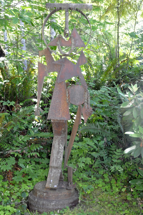 iron sculpture
