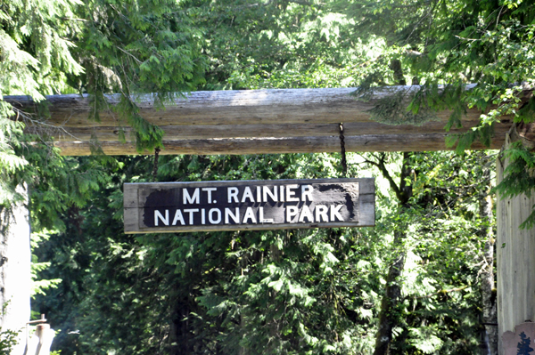 Mt. Rainier National Park sign