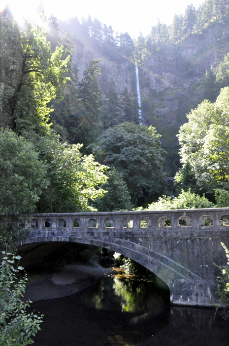 a small bridge that gives a better view of Multnomah Falls and the famous footbridge