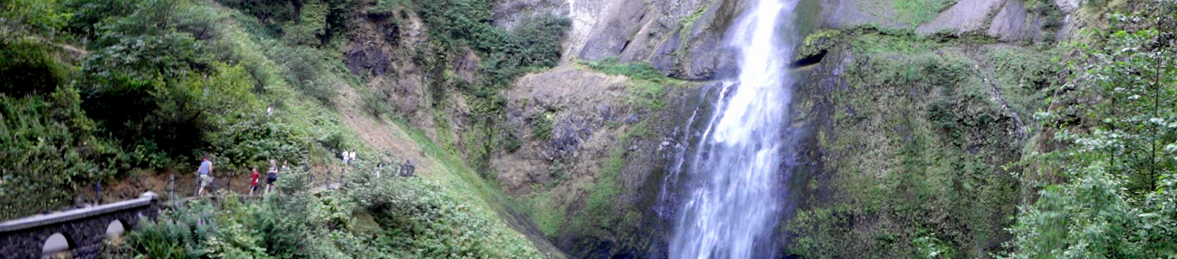 panorama of the lower falls