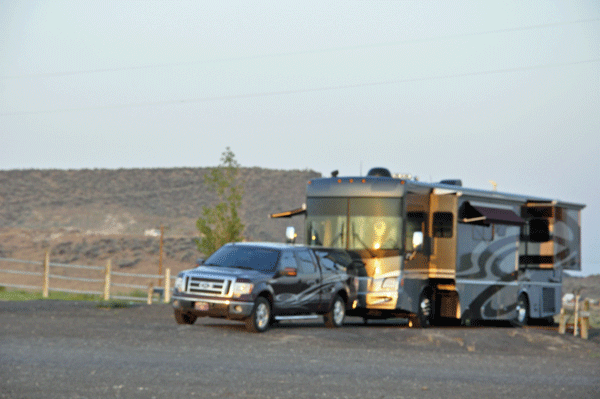 The RV and toad of the two RV Gypsies at Crystal Crane Hot Springs