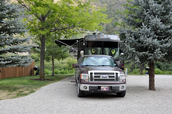The two RV Gypsies RV and toad at Lava Hot Springs KOA in Idaho