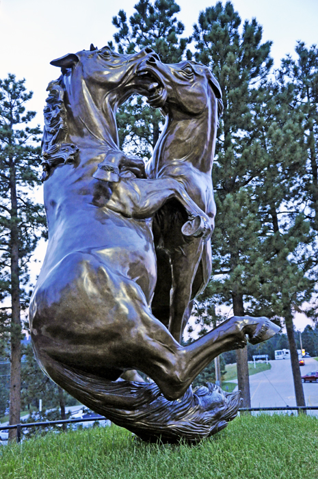 Fighting Stallions statue