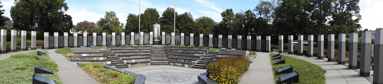 panorama of the WW II memorial