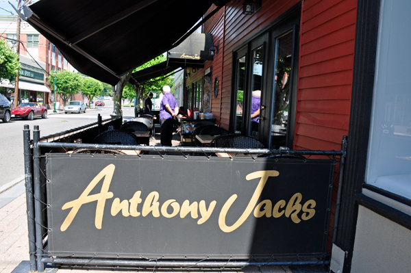 the outside seating at Anthony Jacks Restaurant