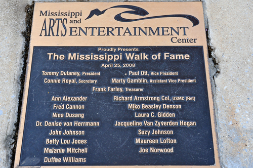 Mississippi arts  plaque
