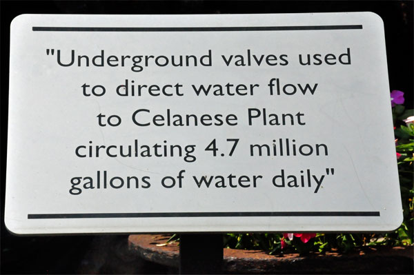 sign about underground valves at The Pump House Restaurant