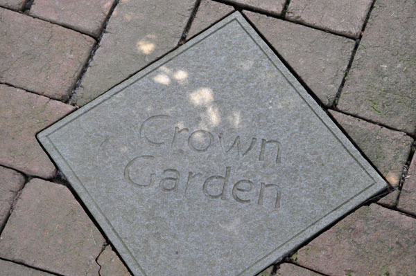 Crown Garden sign