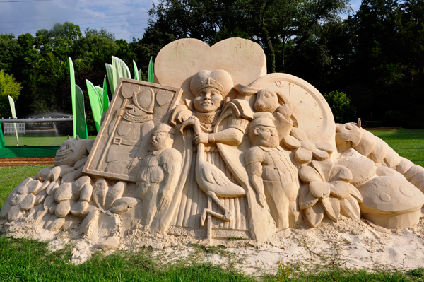 big sand sculpture