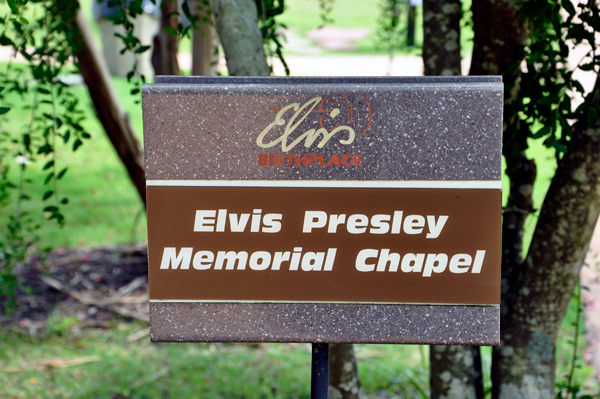 sign: Elvis Preley Memorial Chapel