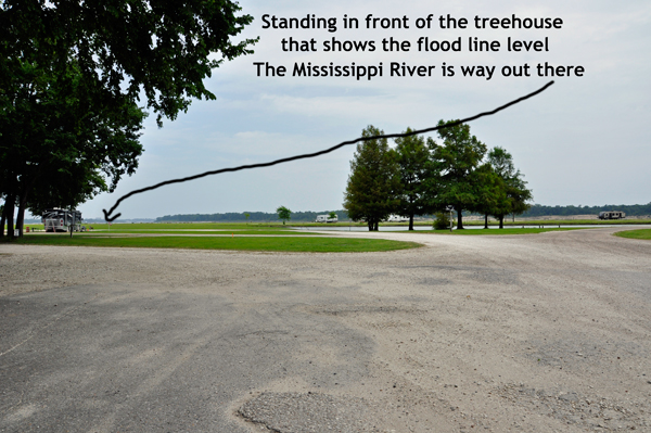 distance from treehouse to Mississippi River