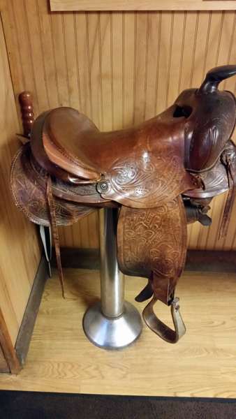 saddle stool