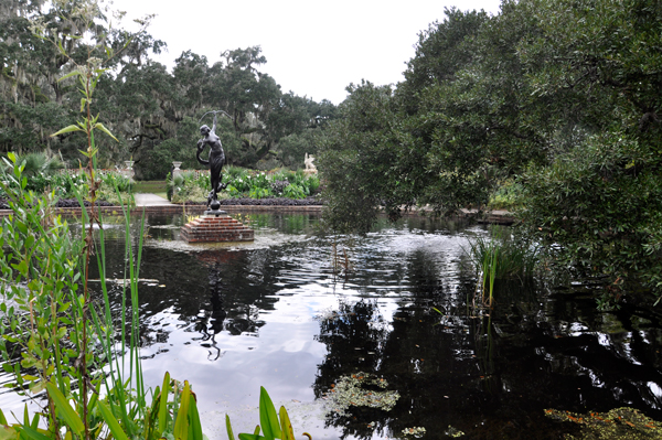 Diana of the Chase pond and statue