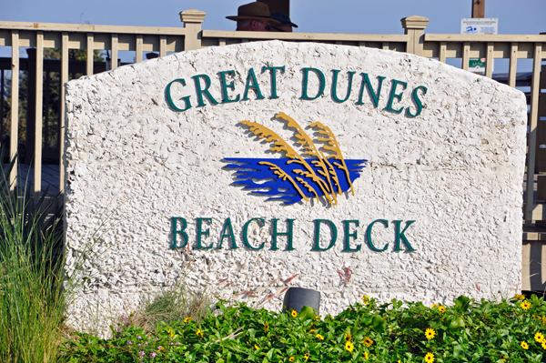 great dunes beach deck sign