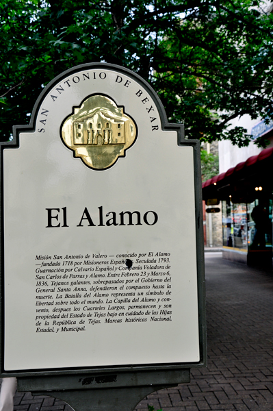 sign about El Alamo