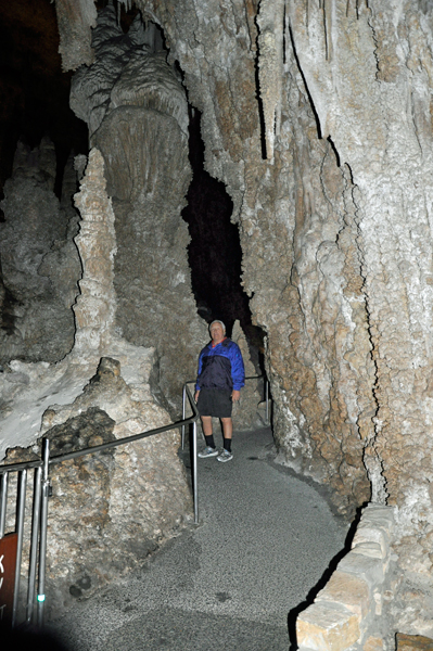 Lee Duquette and speleothems
