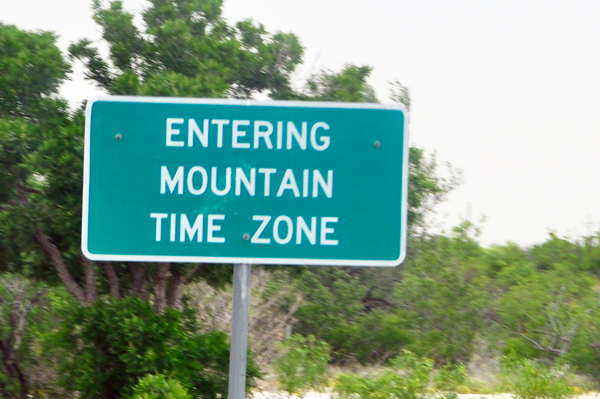 mountain time zone sign