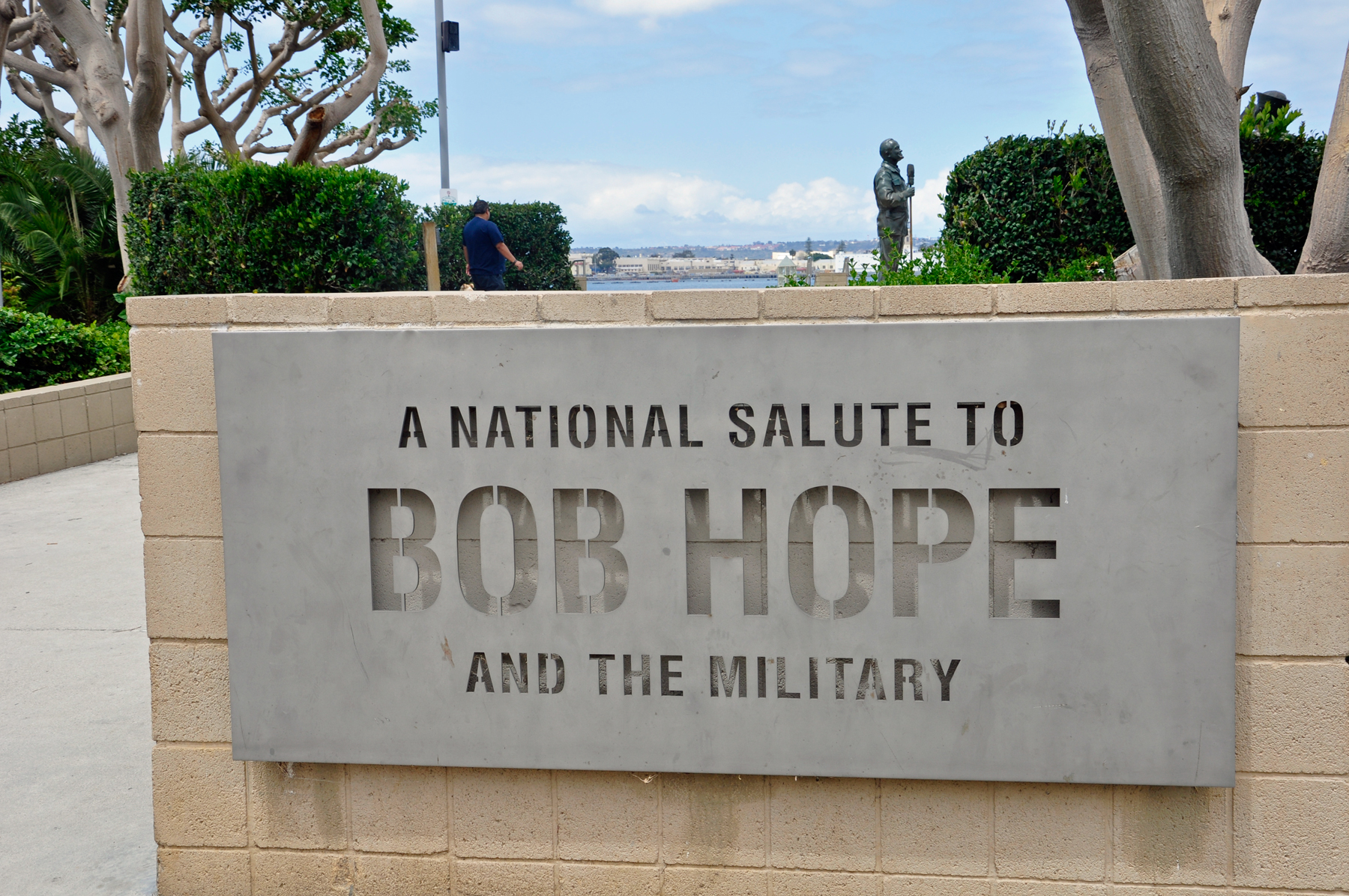Salute to Bob Hope sign