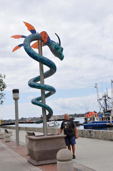 Lee Duquette and the Sea Dragon sculpture