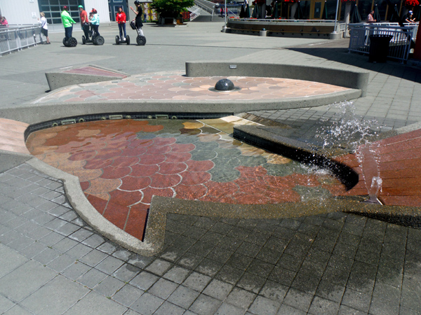 fish shaped water fountain