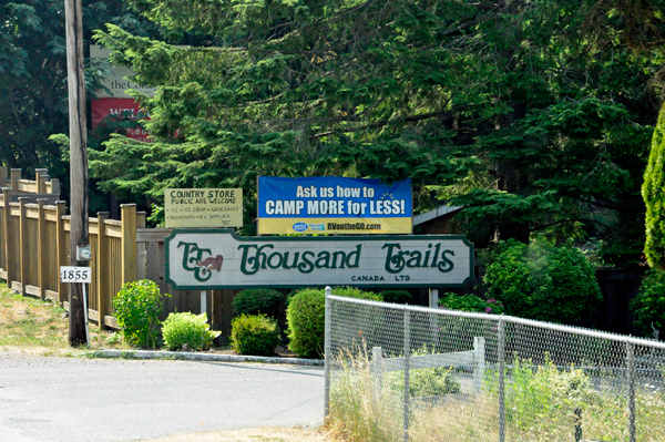 entry sign at Thoussand Trails Cultus Lake