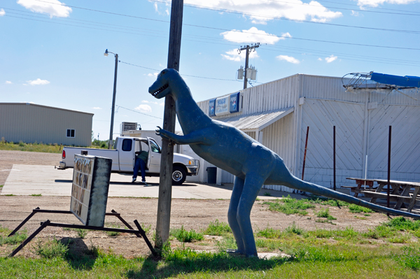 dinosaur statue