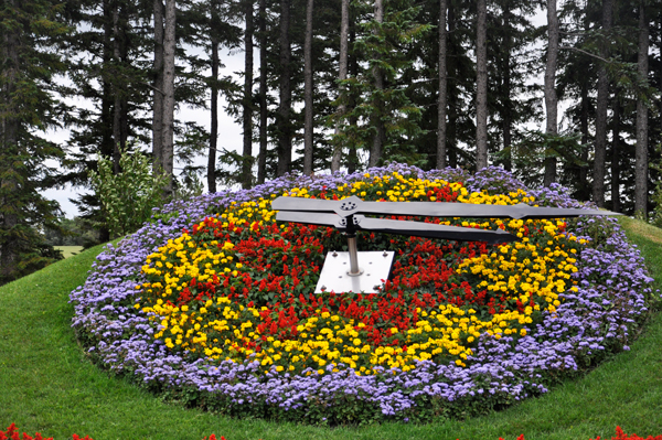 An 18-foot floral clock display