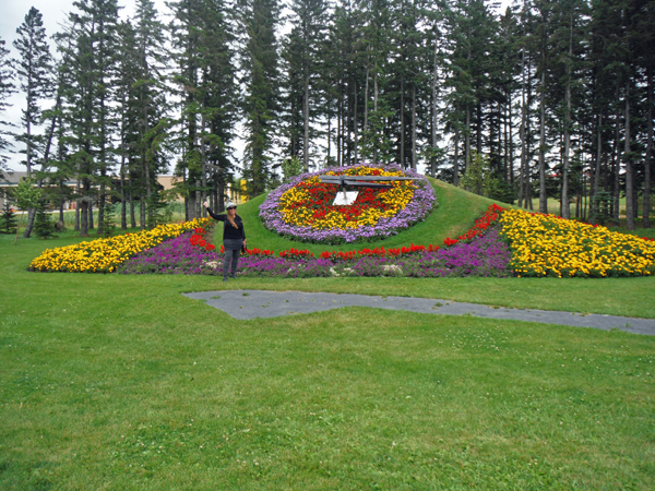 the flower clock at International Peace Garden