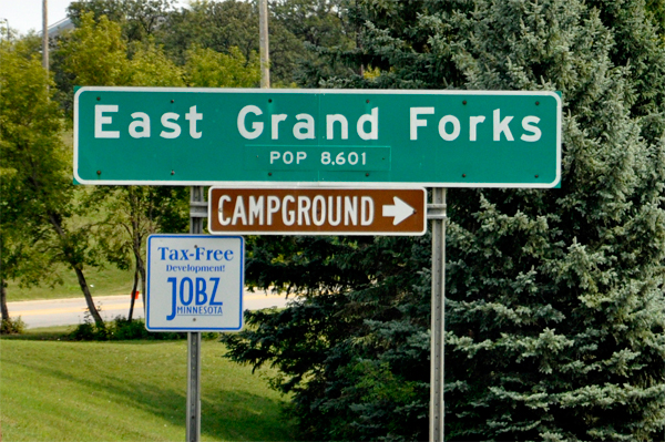East Grand Forks sign