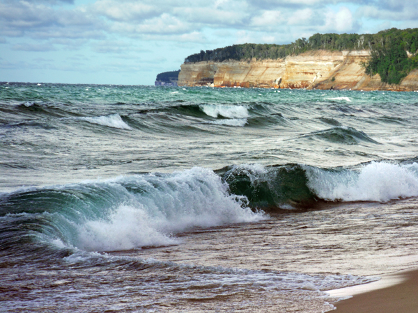big waves in Lake Superior at Pictured Rock