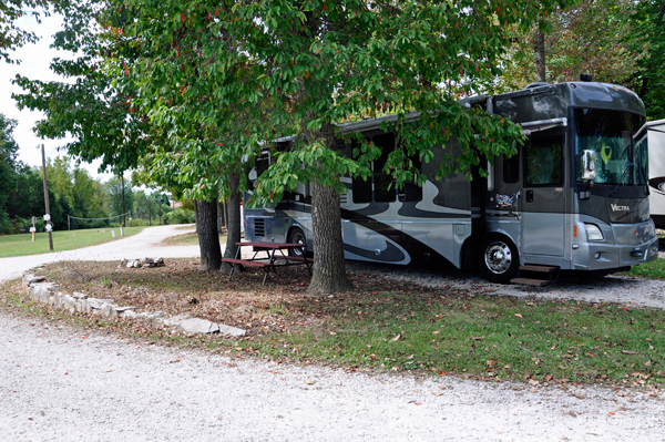 the RV of the two RV Gypsies at Elizabethtown Crossroads Campground
