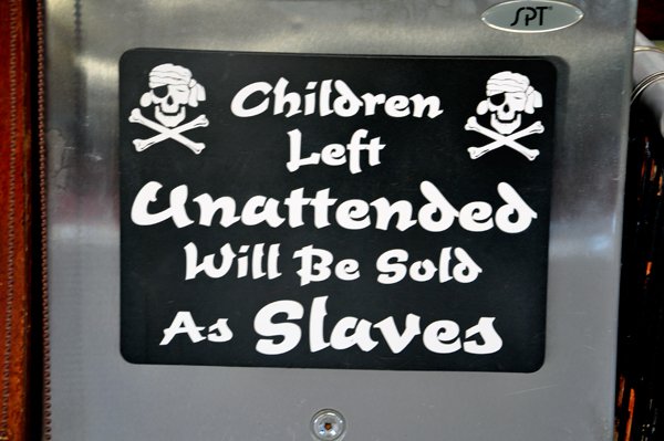 no unattended kids sign
