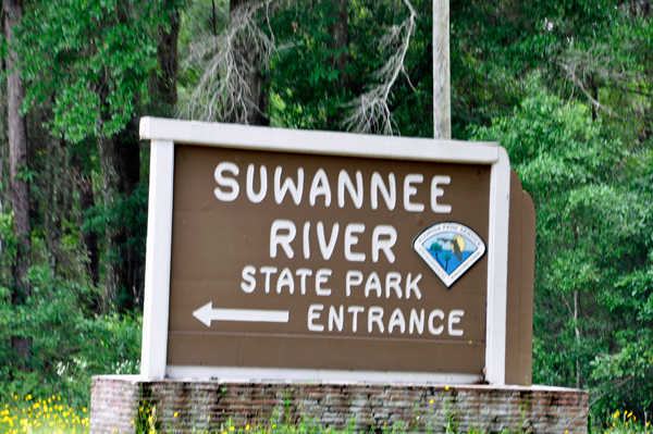 Suwannee River State Park entrance sign