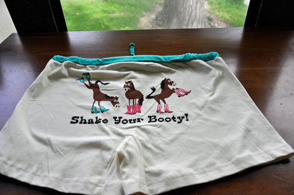 shake your booty pj shorts