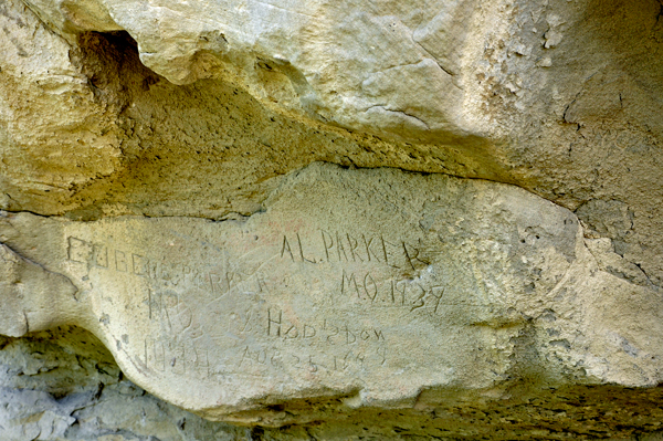 other signatures on Pompeys Pillar