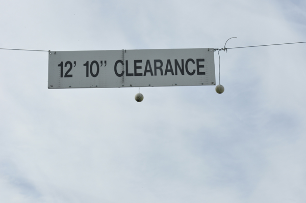 height clearance sign