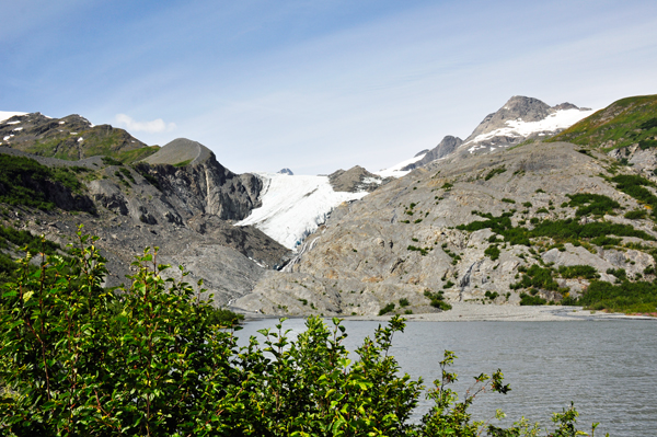 The lake as seen from a path below Worthington Glacier