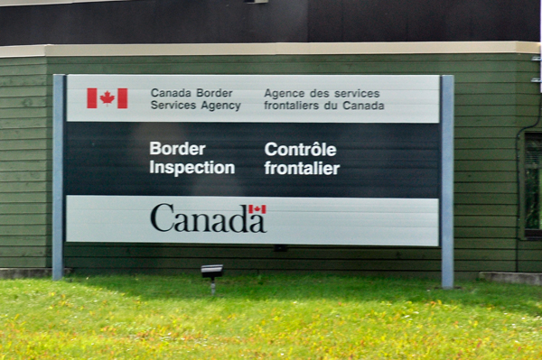 Canadian border inspection station