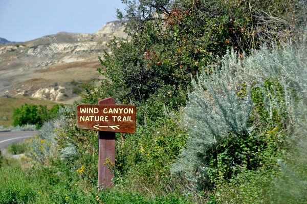 sign to Wind Canyon Nature Trail