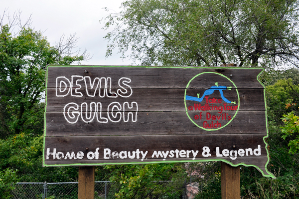 Devils Gulch sign