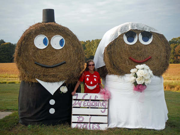 hay bale trail - bride and groom