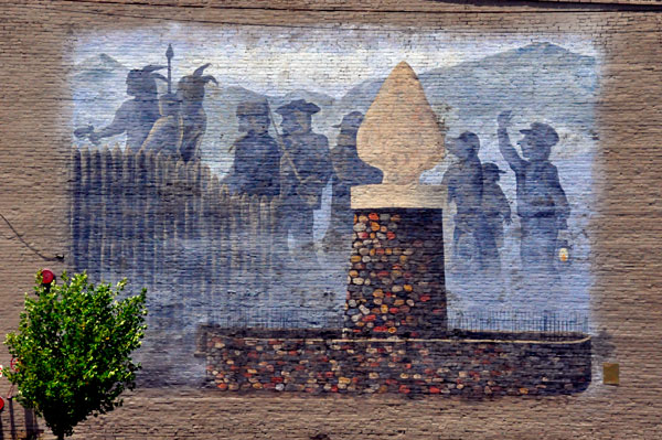 mural of the Arrowhead Monument