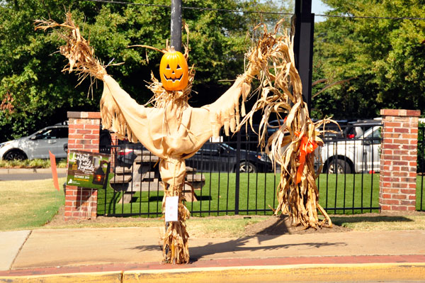 pumpkin head scarecrow