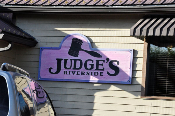 Judge's Riverside Restaurant sign